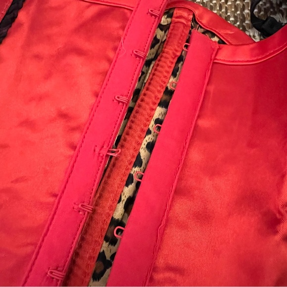 NWT 34C Reversible Corset Red & Leopard Print Lovers Lane - Picture 3 of 6